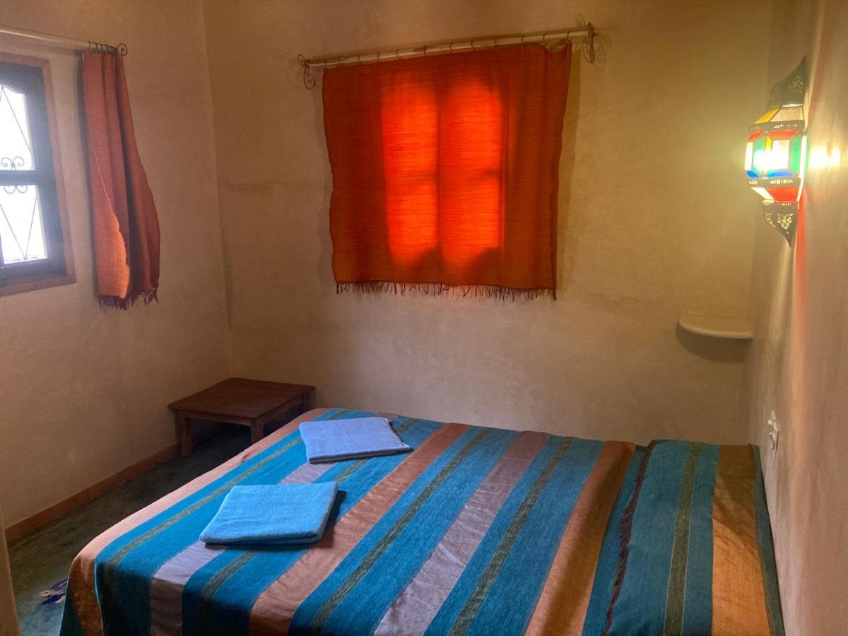 Bed and Breakfast Les 4 Saisons Du Dades Ait Idair Экстерьер фото